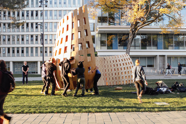 A group of students, along with architectural leaders from B.C. and Ontario, collaborated to create Wander Wood, a wood form situated on the University of British Columbia campus.