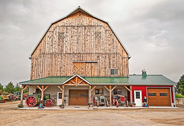 The 2018 Hobby/Recreational Award presented by the Canadian Farm Builders Association at a recent conference in Stratford, Ont. went to HFH Inc. The gambrel roof timber barn features authentic mortise and tenon connections on the entire timber frame, with oak dowel pins. It was designed by HFH and engineered by Tacoma Engineers.