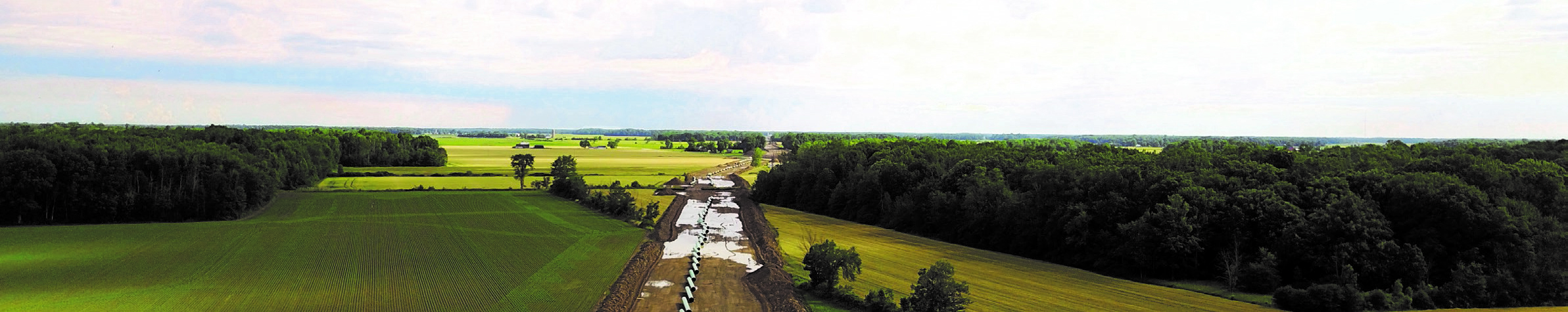 Enbridge’s Kingsville Transmission Reinforcement Project involved construction of a 19-kilometre, 20-inch-diameter natural gas pipeline from the town of Lakeshore to the town of Kingsville in southwestern Ontario.