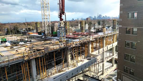 In total, 533 caissons were drilled to complete the shoring wall at the Michael Garron Hospital project in Toronto. The total volume of dirt removed from the site was approximately 65,000 cubic metres.