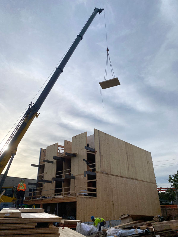 The project requires a crew of five to seven carpenters, not atypical of a framing crew for a similar-sized stick frame project. The six-storey building is slated for completion in November. R. Hauz is in partnership with landowners on the Beaches project, which is being marketed under the name Old Stonehenge Development Corporation.