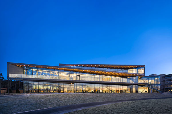 Overlooking Peterborough, Ont.’s Otonabee River, the Trent University Student Centre was designed by Teeple Architects to strengthen the relationship between the students and the river and connect the students with each other. It was among the Ontario Association of Architects award winners.